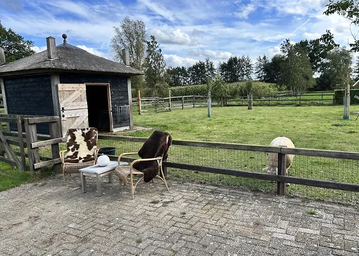 Villa Geldersche Tuin 6 Persoons Emst